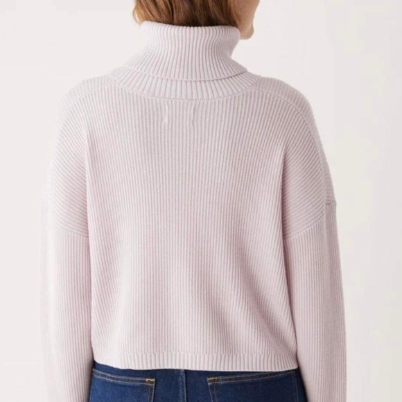 The merino turtleneck sweater in soft orchid - Picture 3 of 6